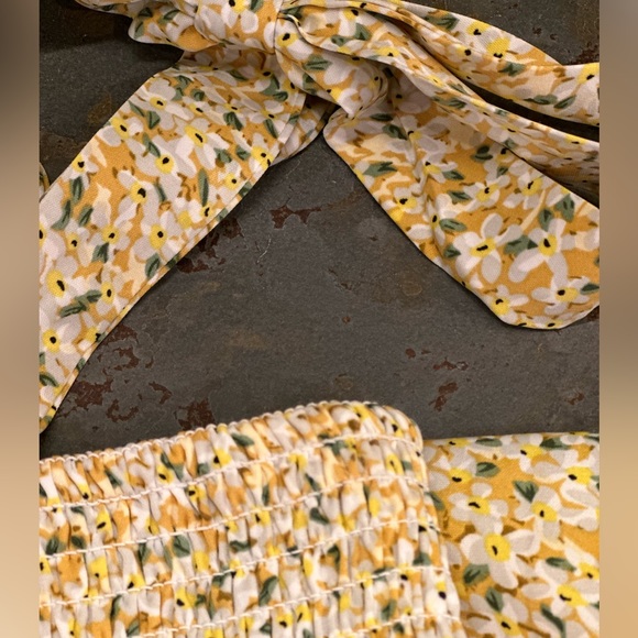 Sam Edelman size 4 Yellow Maxi Dress Smocked w/ Tie Straps Excellent Condition - Picture 12 of 14